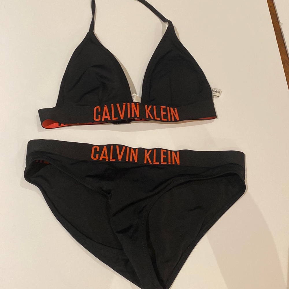 Calvin Klein women’s 2 piece bikini XS, black with Calvin Klein band